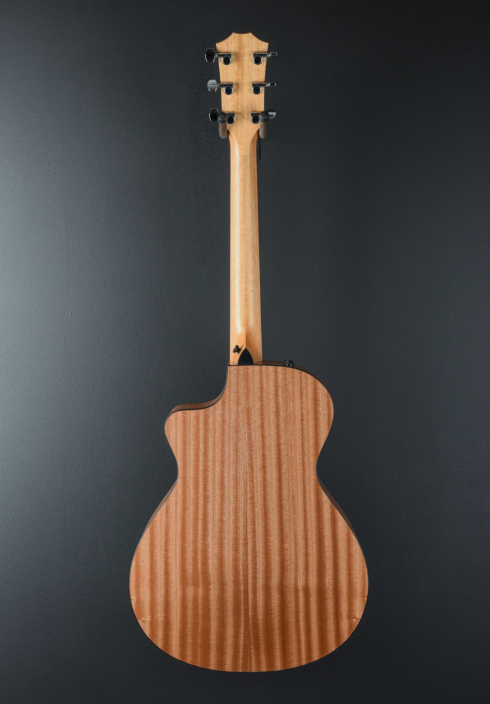 112CE - Image 5