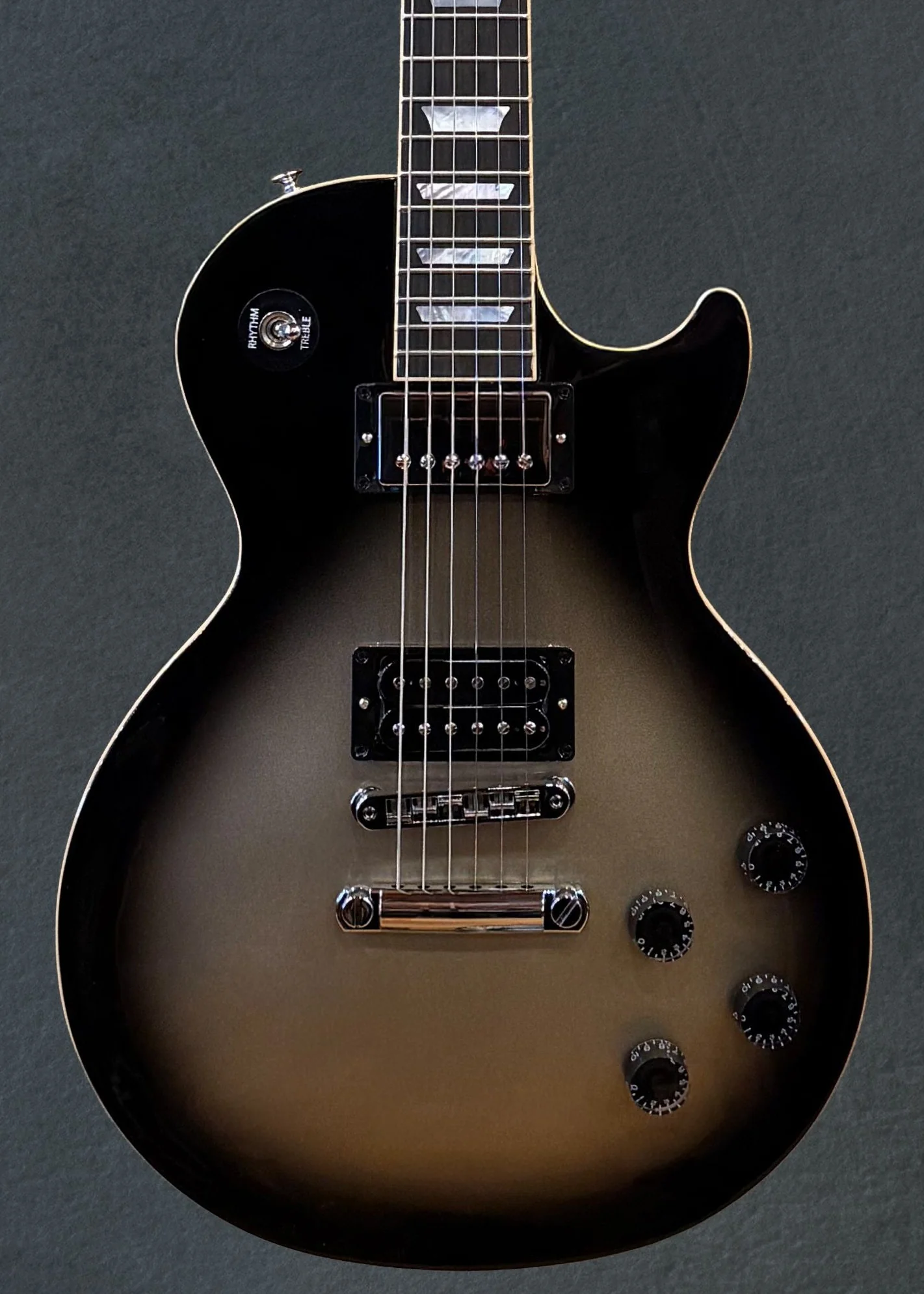 Adam Jones Les Paul Standard - Antique Silverburst - Image 2