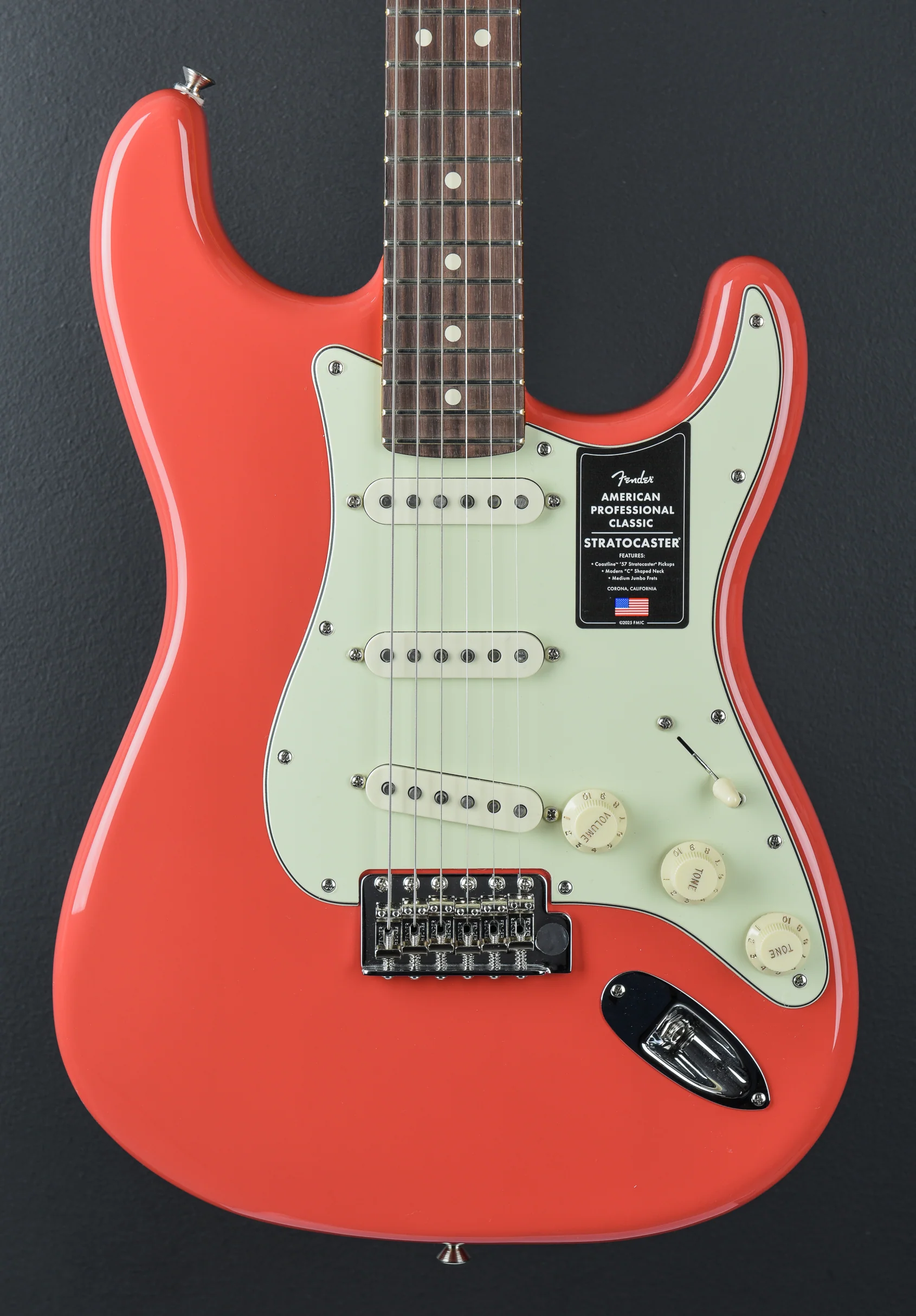 American Professional Classic Stratocaster - Faded Dakota Red w/Rosewood - Image 2