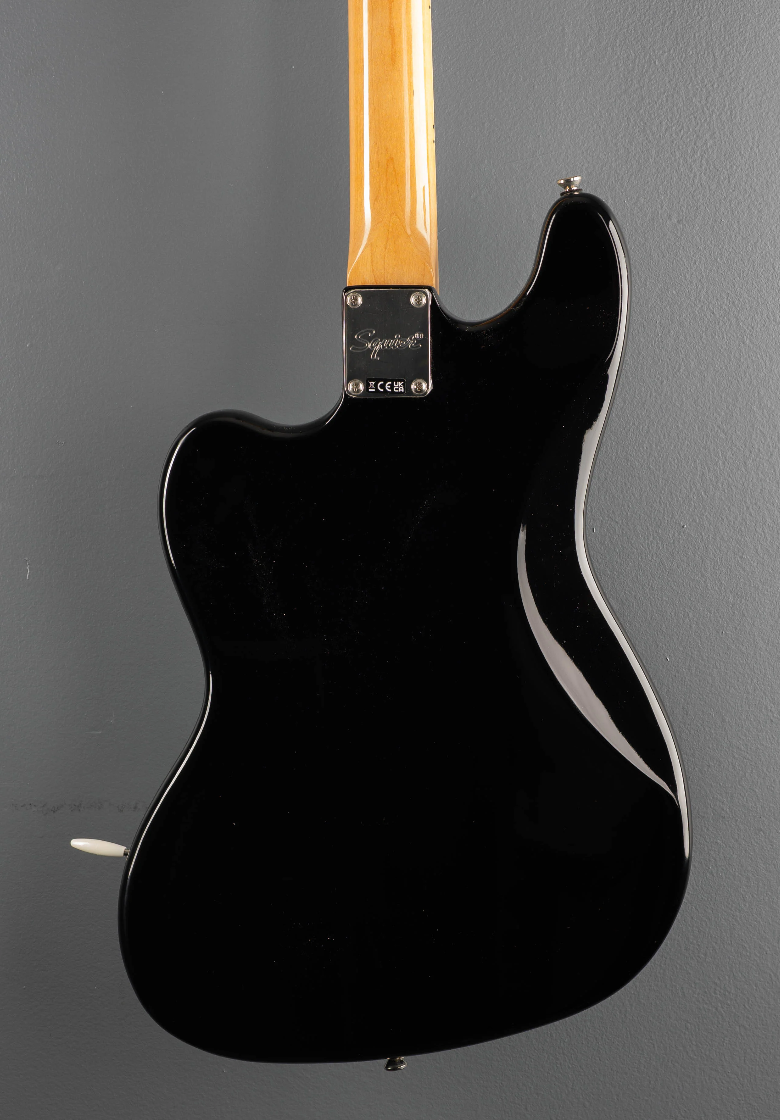 Classic Vibe Bass VI - Black - Image 4