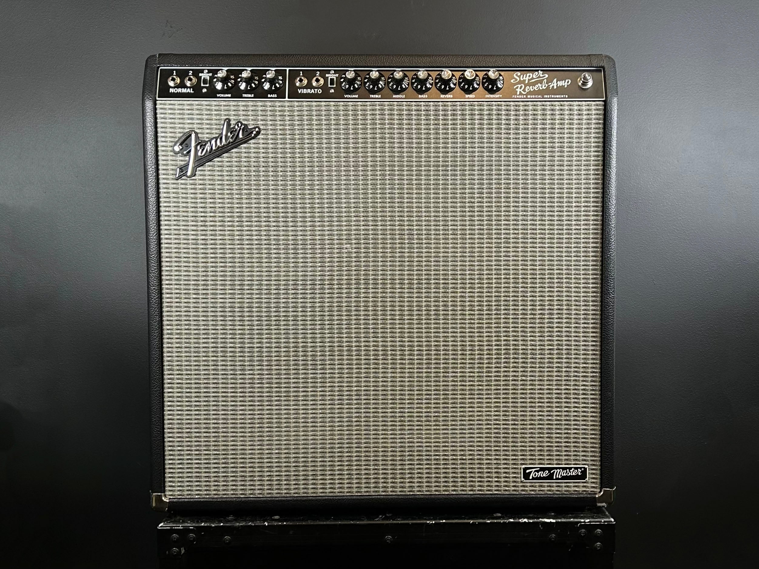 USED Tone Master Super Reverb, Recent